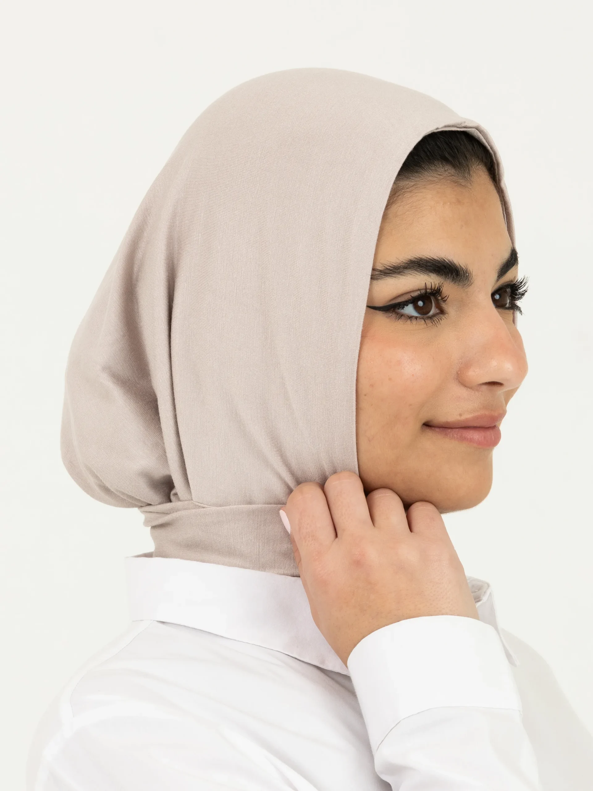 Easy Hijab With Blouse - Image 10